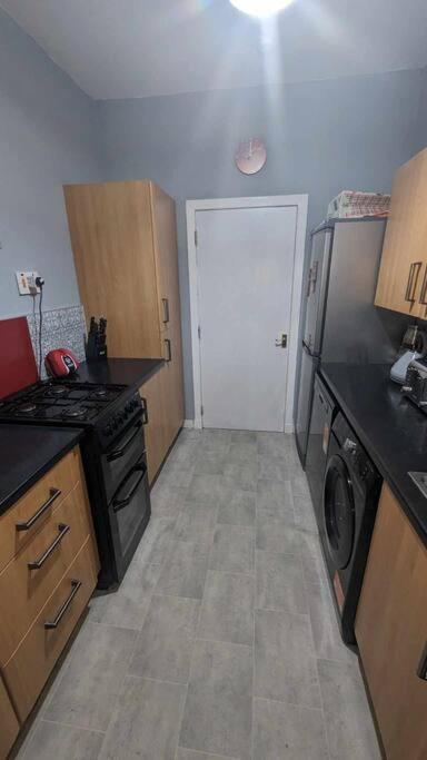 Lovely 2 Bedroom Apartment In Heart Of Dundee Exterior photo